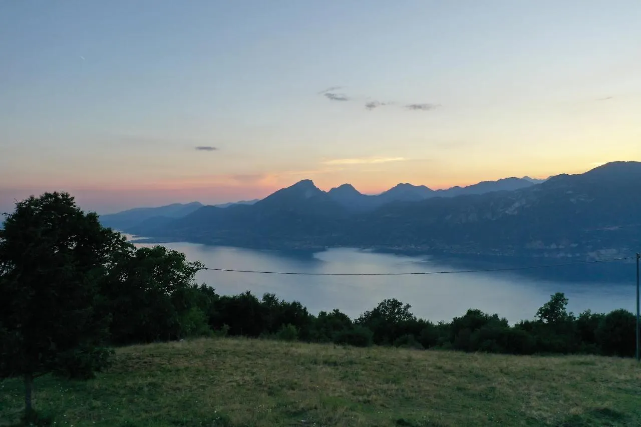 Costabella Appartamento Immerso Nella Natura Brenzone sul Garda Apartment